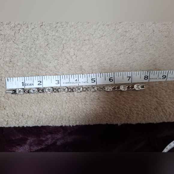 Vintage Swarovski Tennis Bracelet! - Picture 6 of 11